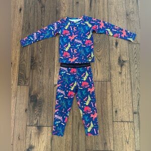 Burton kids base layer size 4T